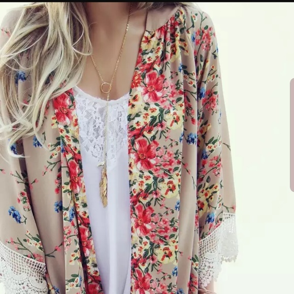 NWOT Taupe Boho Lightweight Floral Kimono - Picture 7 of 7